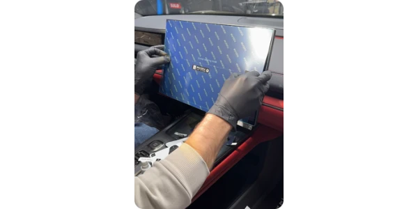 Installation instructions for the PIXSEL screen protector