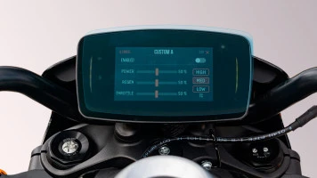 Zaščitno steklo Pixsel za merilnik hitrosti motornega kolesa LIVEWIRE 2022 ONE 7.5“