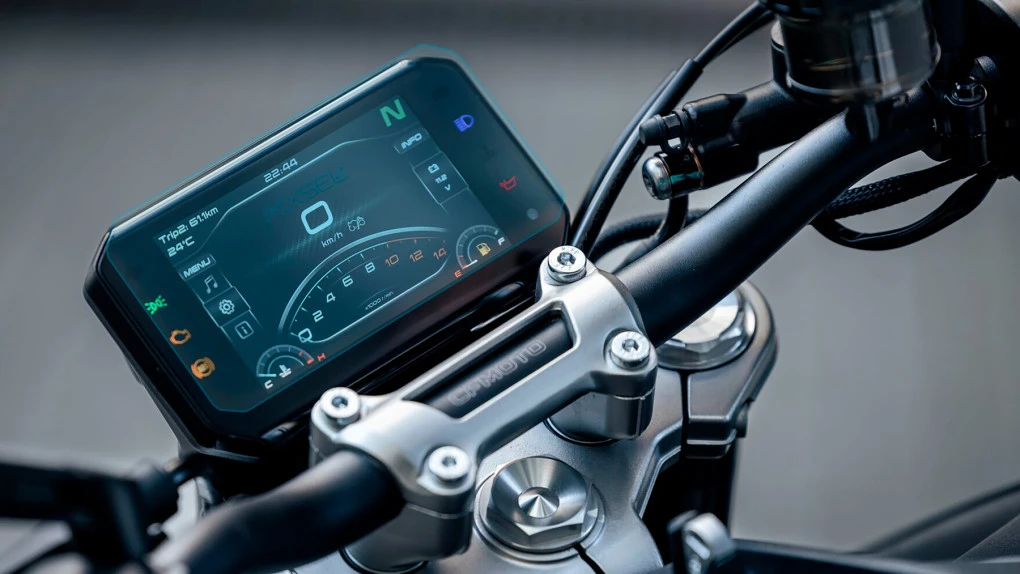 Zaščitno steklo Pixsel za merilnik hitrosti motornega kolesa CFMOTO 450NK 6.8“