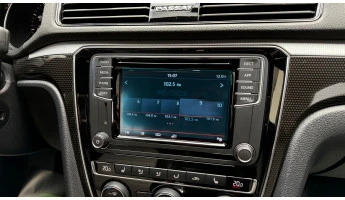 Zaščitno steklo Pixsel za monitor VOLKSWAGEN PASSAT - 6.2“ 2015 - 2019 (B8)