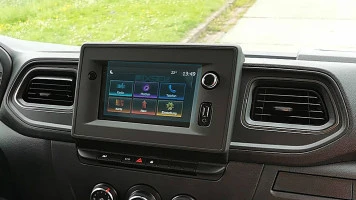 Zaščitno steklo Pixsel za monitor RENAULT MASTER - 6.9“ 2020 - 2023