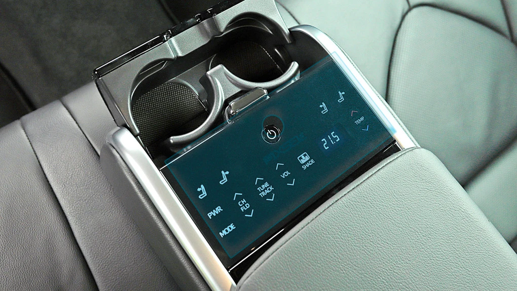 Zaščitno steklo Pixsel za zadnjo klimatsko napravo TOYOTA CAMRY - 8“ 2024 -