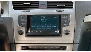 Zaščitno steklo Pixsel za monitor VOLKSWAGEN E-GOLF - 5.8“ 2014 - 2016