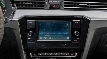 Zaščitno steklo Pixsel za monitor VOLKSWAGEN PASSAT - 6.5“ 2019 - 2022 (B8)