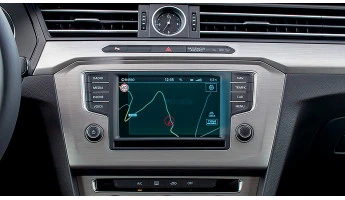 Zaščitno steklo Pixsel za monitor VOLKSWAGEN PASSAT - 6.5“ 2015 - 2019 (B8)