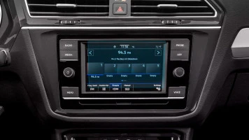 Zaščitno steklo Pixsel za monitor VOLKSWAGEN TIGUAN - 6.5“ 2019 - 2021