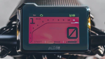 Zaščitno steklo Pixsel za merilnik hitrosti motornega kolesa KTM Brabus 1500 R 6.8“