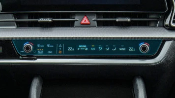 Protective glass Pixsel for climate-control KIA SPORTAGE - 14“ 2022 - 2024