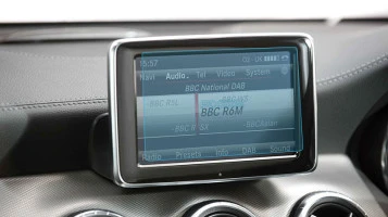 Zaščitno steklo Pixsel za monitor MERCEDES BENZ CLA-CLASS - 6.9“ 2013 - 2016