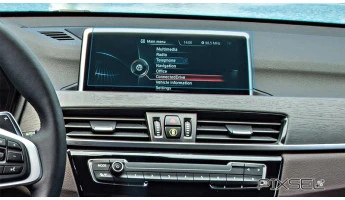 Zaščitno steklo Pixsel za monitor BMW X1 - 10.2“ 2015 - 2018 (F48)