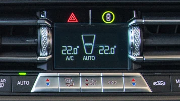 Zaščitno steklo Pixsel za klimatsko napravo BMW 1 / M1 - 2.9“ 2019 - 2024 (F40)