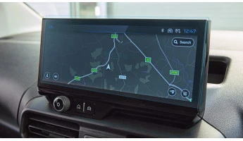 Zaščitno steklo Pixsel za monitor PEUGEOT PARTNER - 11.1“ 2024 -